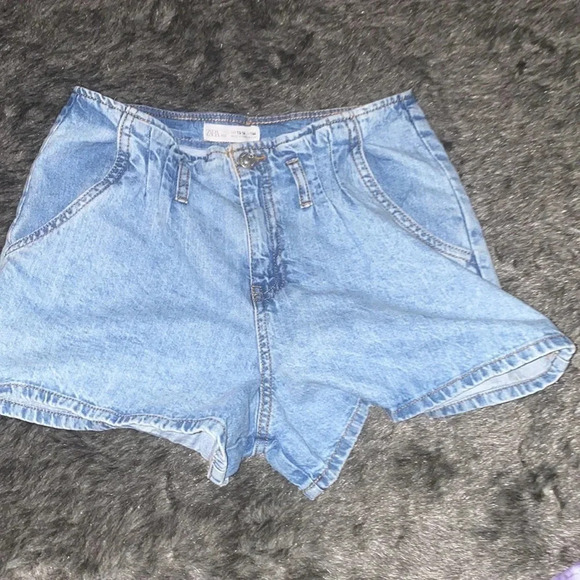Zara high waisted jeans shorts  Sz S-M - Picture 8 of 11